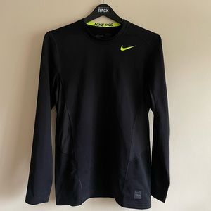 Nike Pro Dri-Fit : Large/black/long sleeve